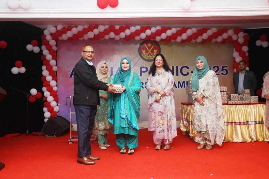 WhatsApp Image 2025-03-09 at 3.01.17 AM